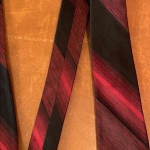 Vintage 1960 striped red hombre silk skinny tie